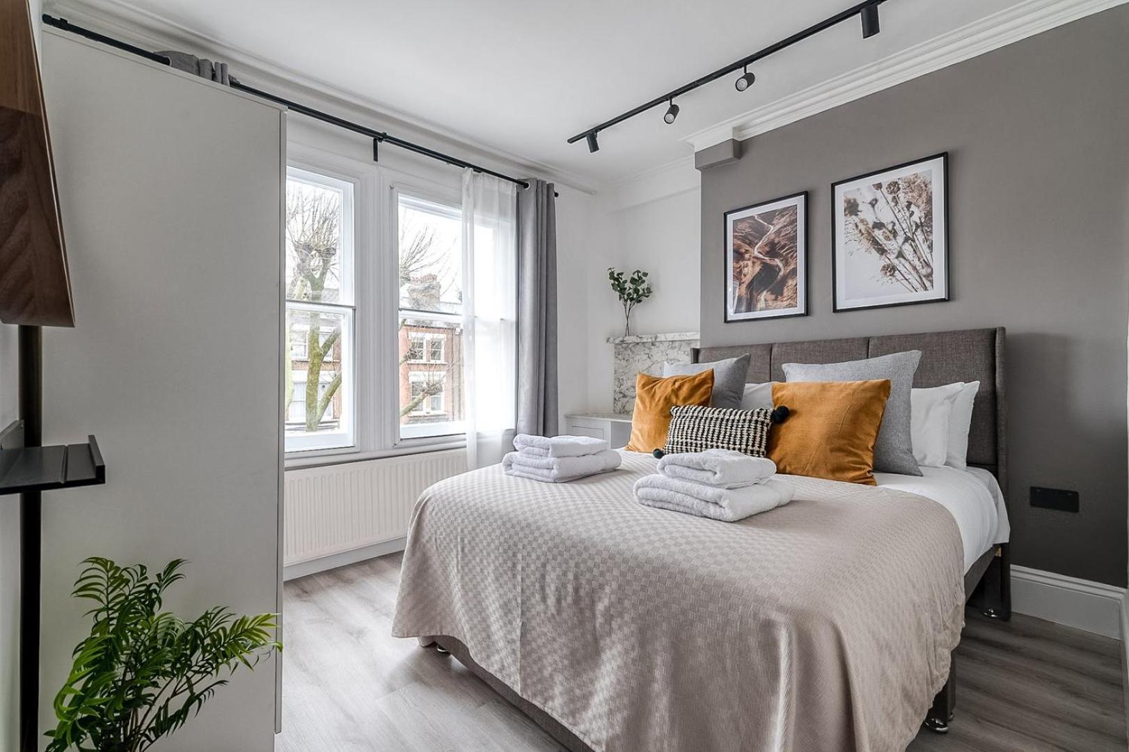 Little Venice Luxury Apartment Лондон Экстерьер фото